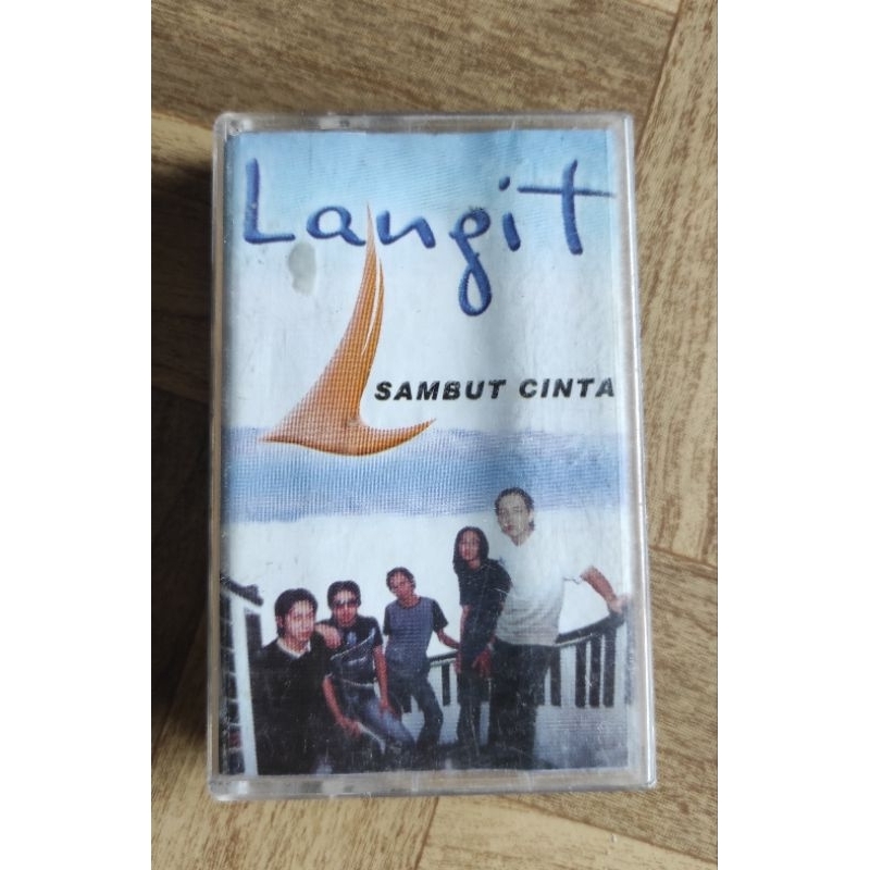 kaset pita LANGIT "sambut cinta"