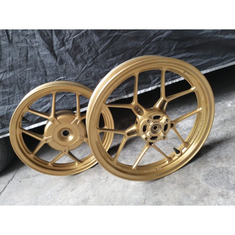 velg rodavdepan belakang vario 125/150 led palang Y repaint gold original copotan