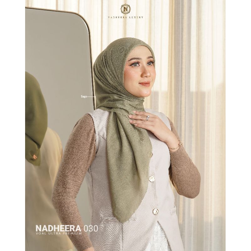 NADHEERA 030 // HIJAB SEGIEMPAT