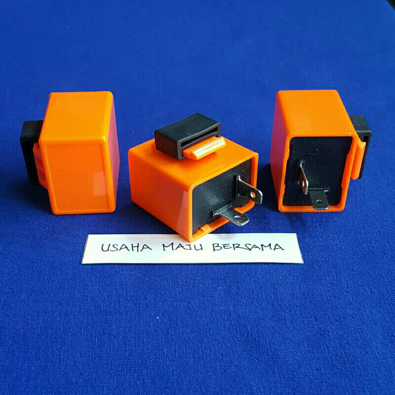 [ 1Pcs ] Flasher Flaser Relay Sein Sen Weser Kedip Lampu LED Motor Mobil 12 Volt