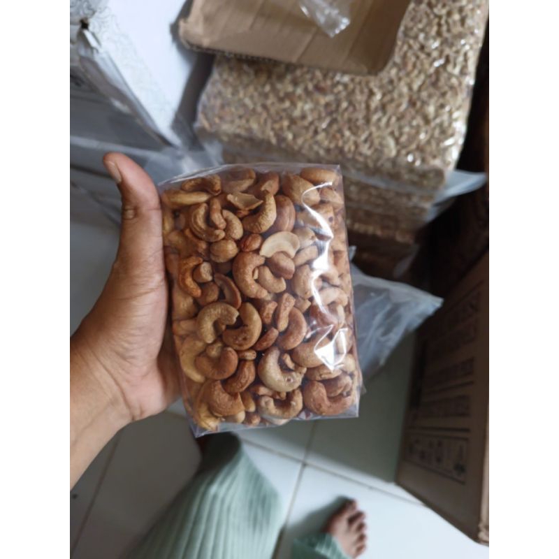 

kacang mede goreng 1/2 kg