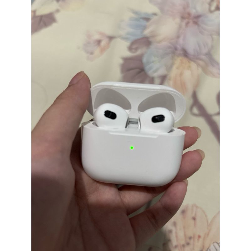 PRELOVED AIRPODS GEN 3 MIRRORSPACE 3 WITH SPATIAL AUDIO