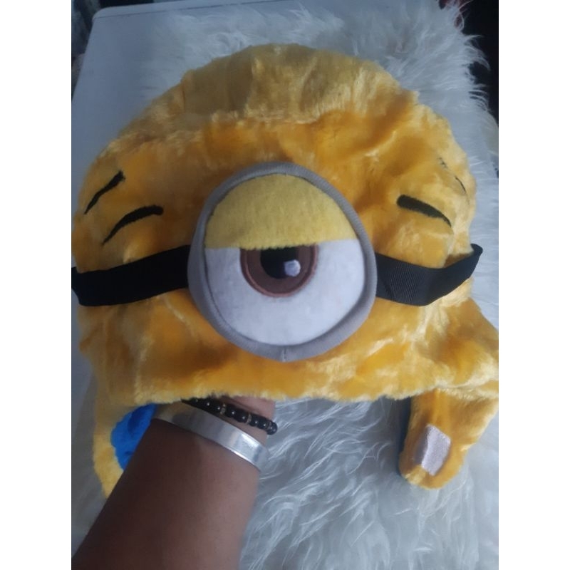 Topi Karakter Kartun Minion Bekas Second Preloved