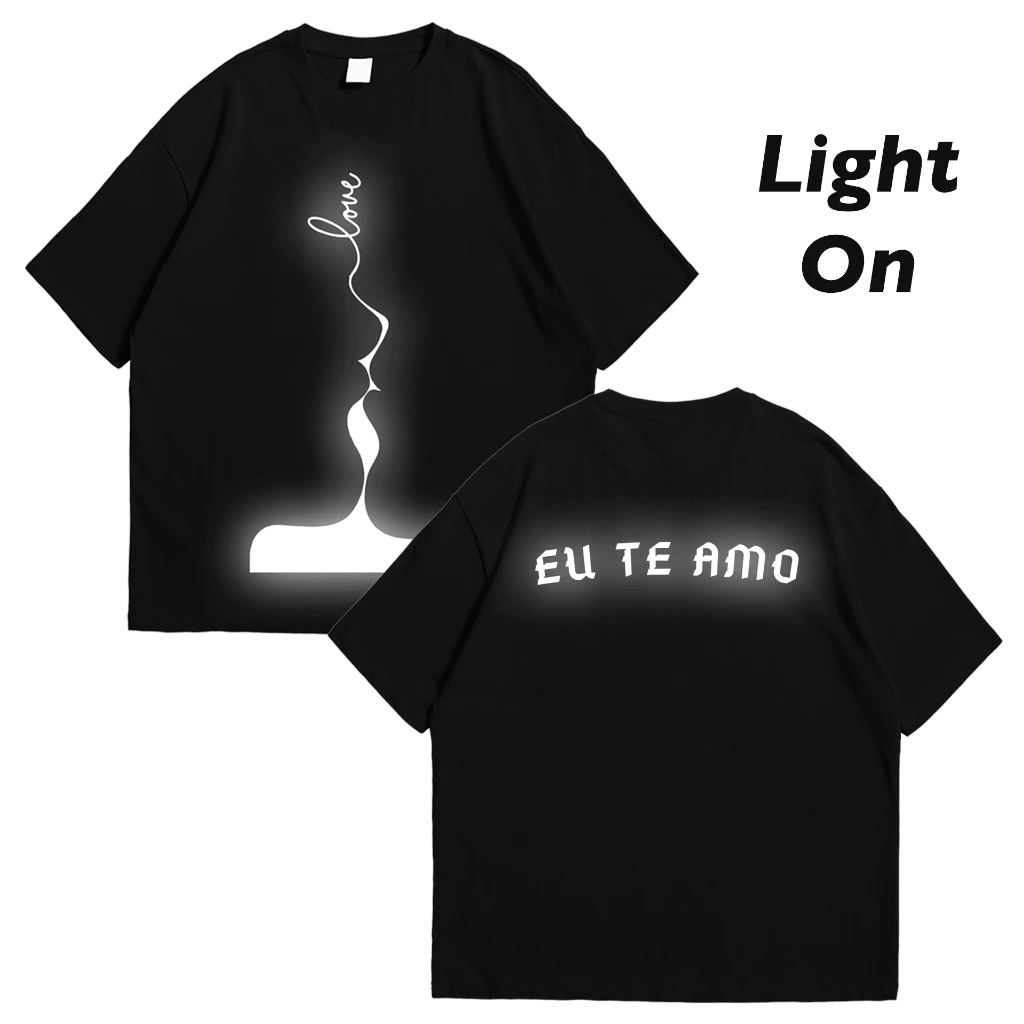 Kaos Distro Keren Bahan Katun Premium, Desain Visual Unik dengan Cahaya dan Bayangan “love” di Depan