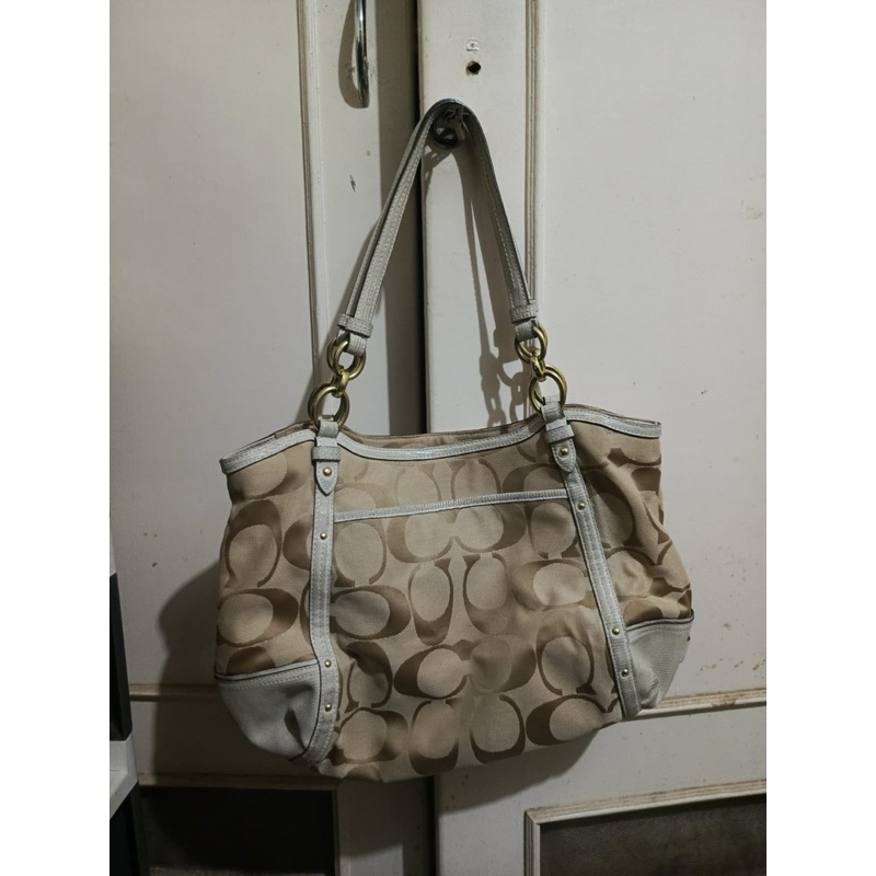 Preloved Coach Shoulder Bag