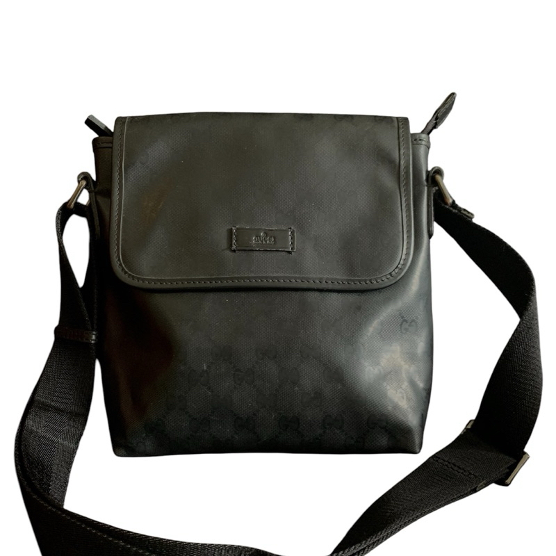 preloved sling bag gucci size 20