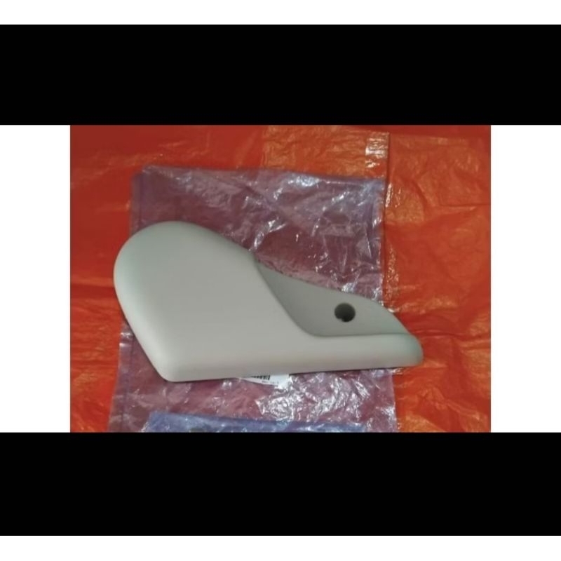 Cover jok depan kanan avanza - xenia lama original
