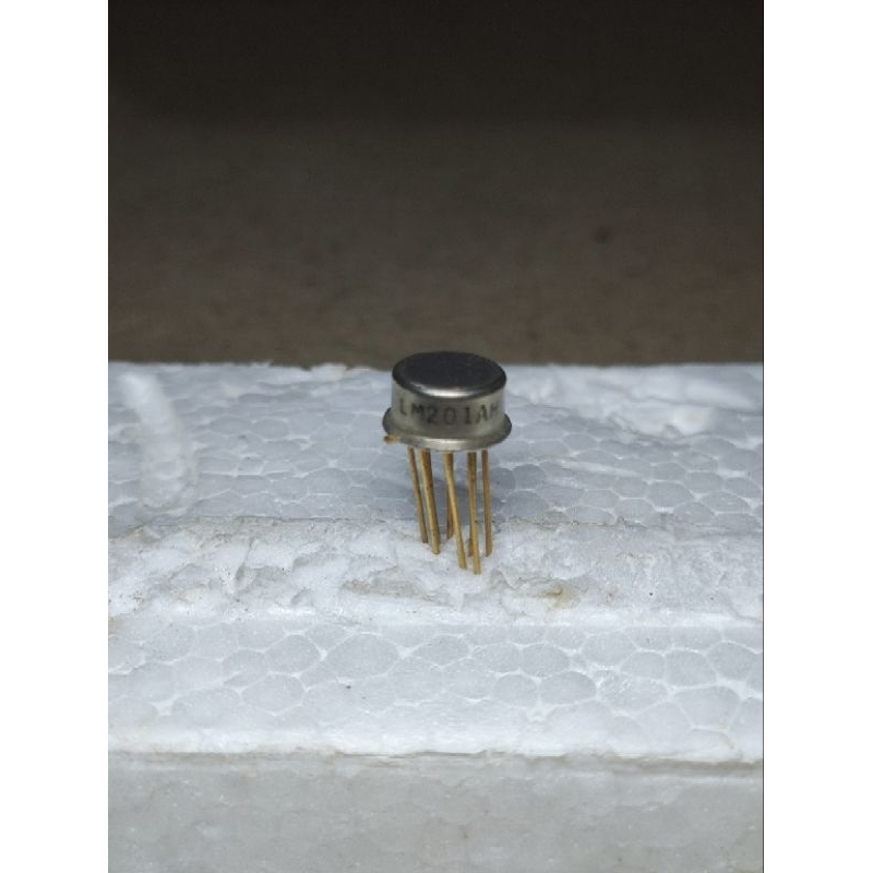 IC LM 201AH