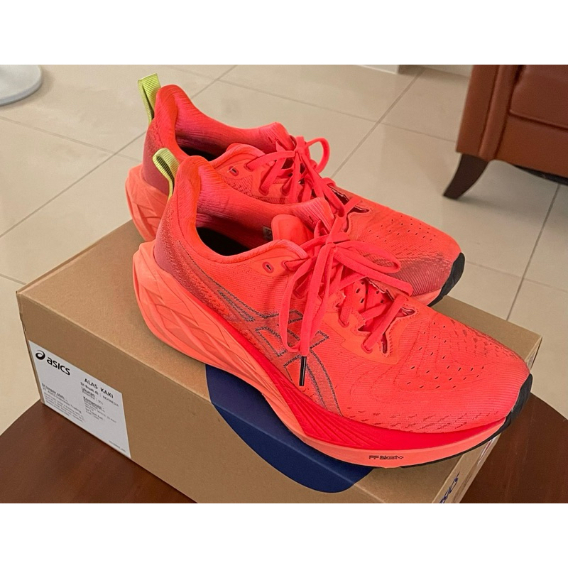Asics Novablast 4