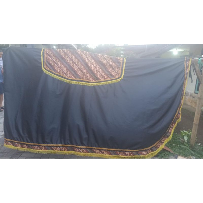 Kubut bantengan dewasa / kemul bantengan