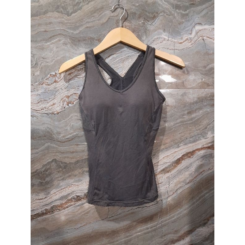 Tanktop Bra Sport Uniqlo, Sport Bra Uniqlo