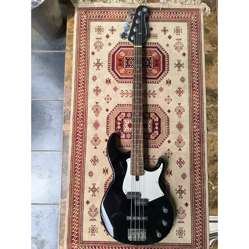 bass yamaha bb 234