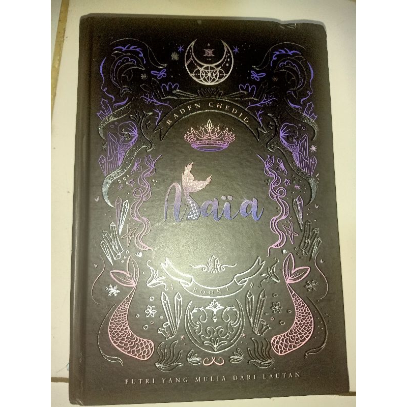 Preloved novel Alaia HC