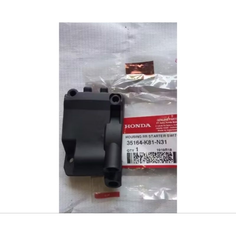 Housing Tutup Holder Kanan Beat Street 35164K81N31