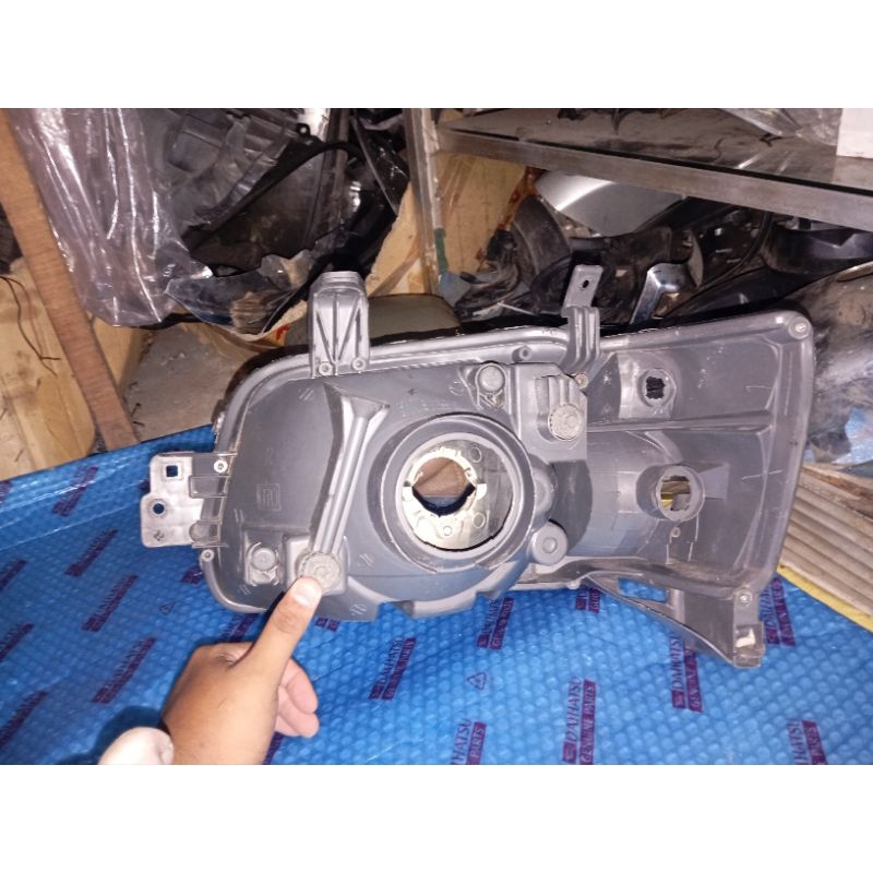 headlamp daihatsu grandmax