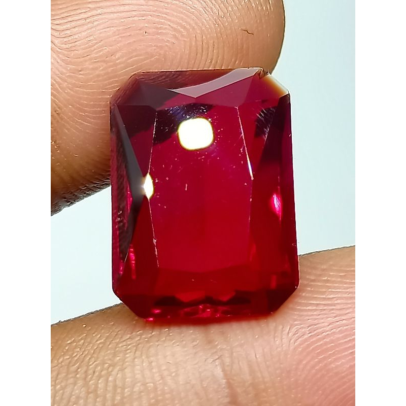 Batu Merah Siam Cutting Kotak 18 x 13