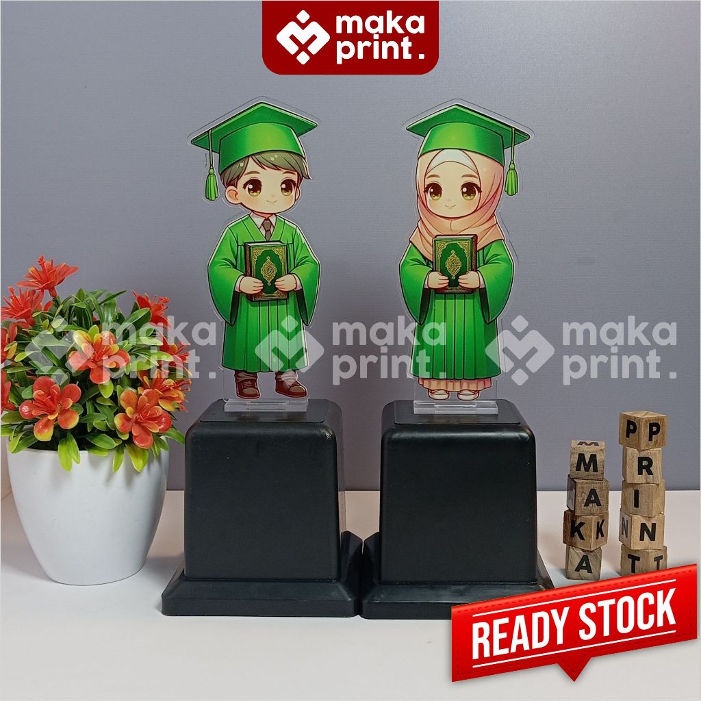 Piala Wisuda Akrilik (Wisuda AI 003) [PRINT UV] - Piala Wisuda Almamater Hitam - Kado Wisuda - Piala