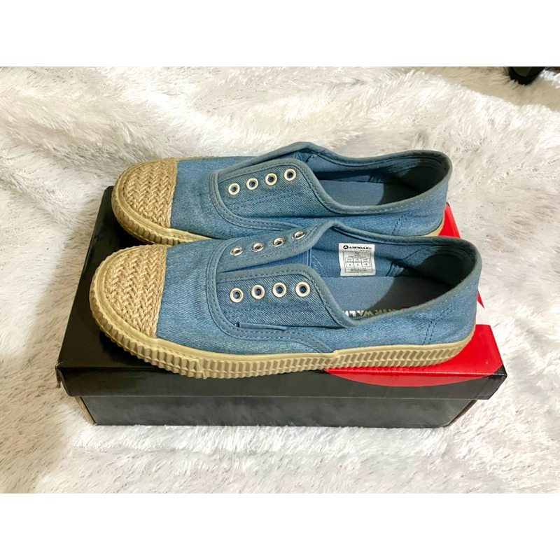 PRELOVED, Sepatu Wanita AirWalk TARRA SLIP ON ( Original )