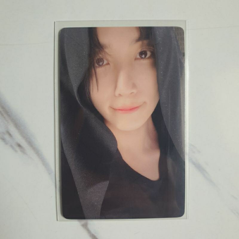 Jeonghan Pashmina YZY A