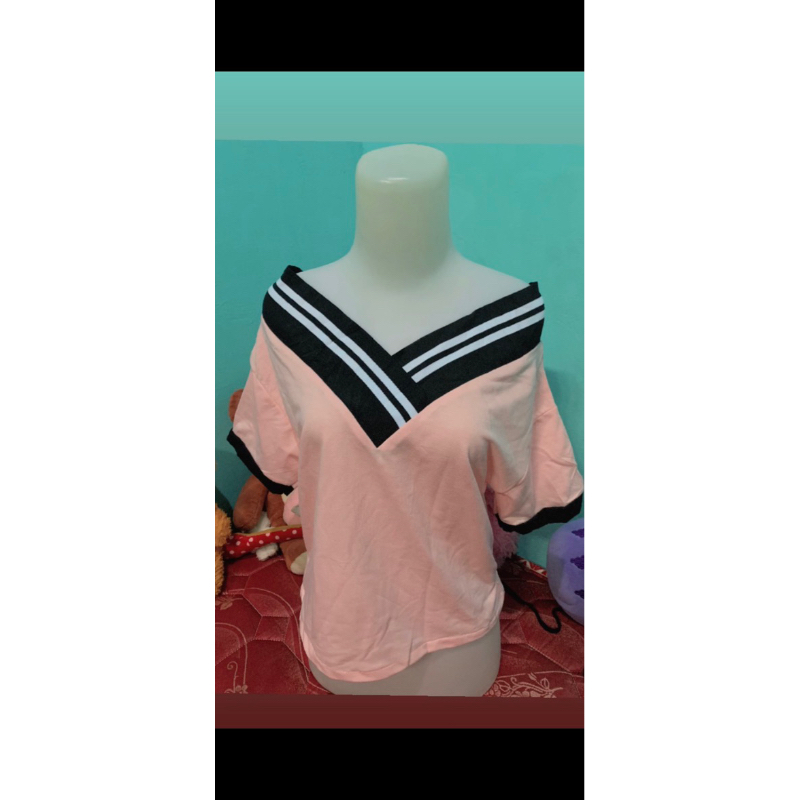 crop kerah