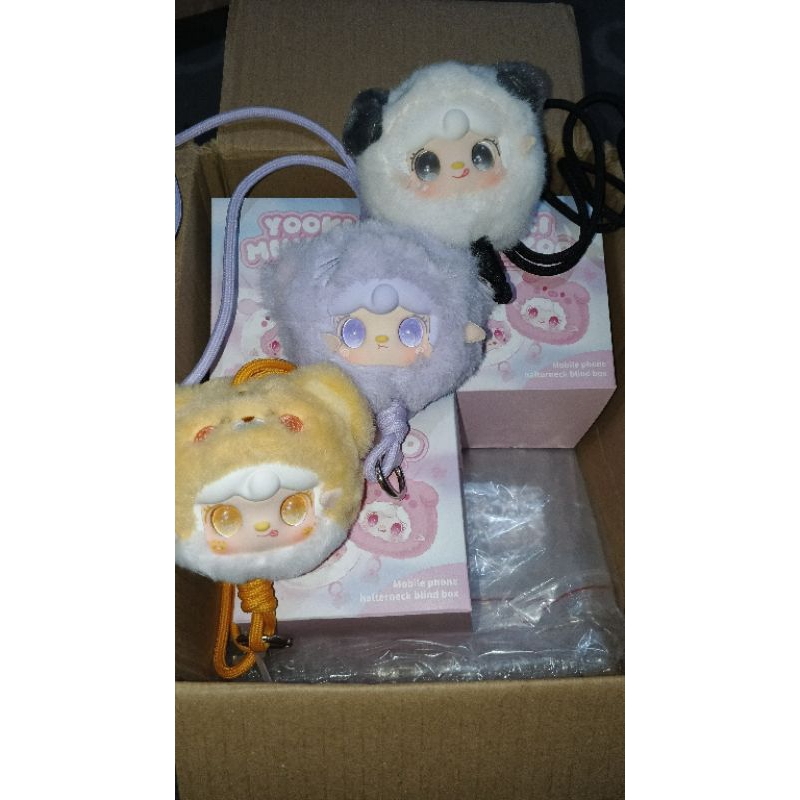 

Yooki lanyard tiger (Chat seller)