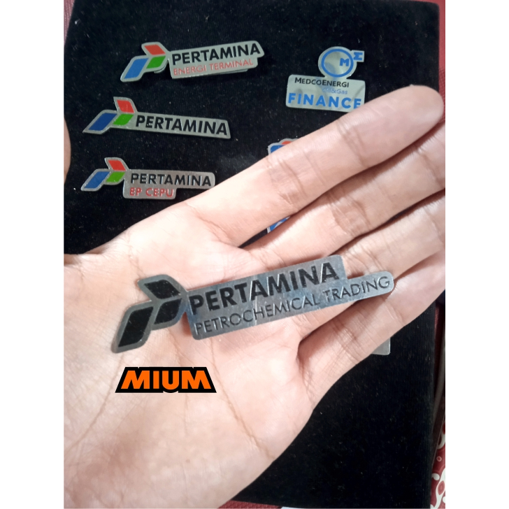Pin PERTAMINA, pin custom, pin jas, pin keren, murah, berkualitas.