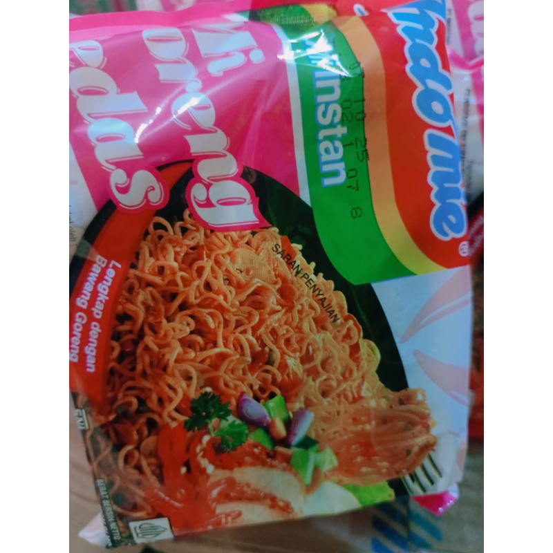 

Mie goreng indomie rasa pedas