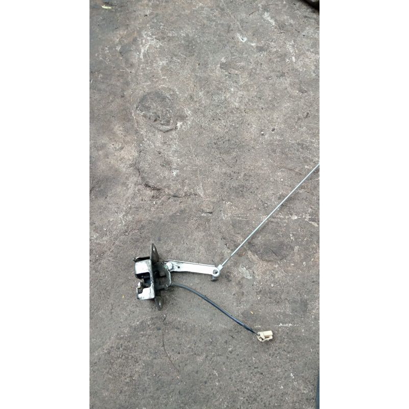 Door lock bagasi Avanza Xenia 2005-2011 original