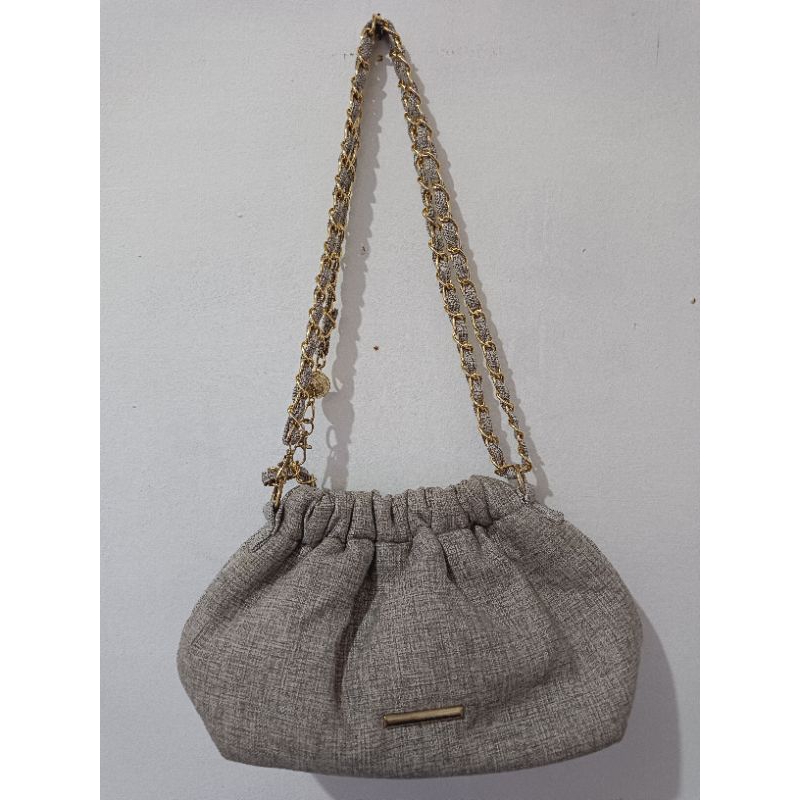 tas coklat tali rantai