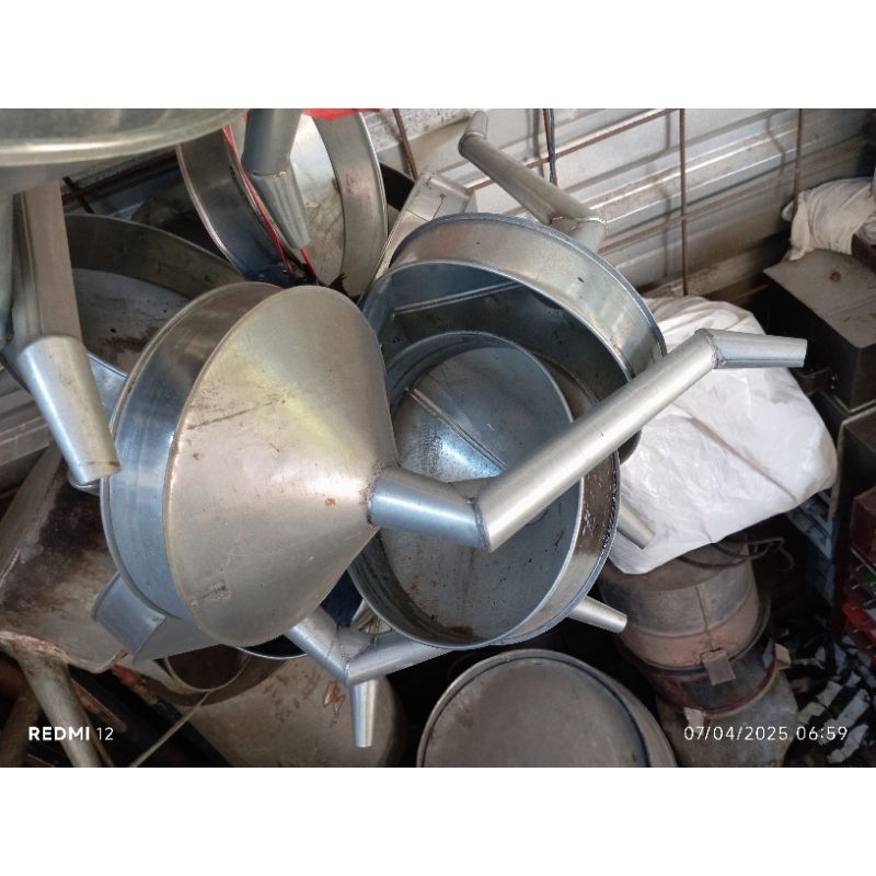 CORONG MINYAK/CORONG BENSIN/CORONG SERBAGUNA