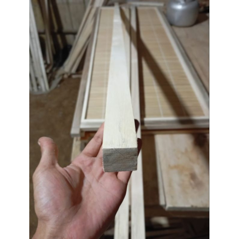 Reng Kayu 2x3cm Panjang 50cm