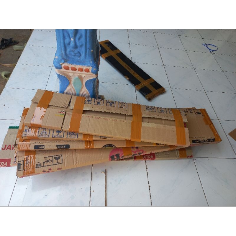 

01 jumbo papan kardus bungkus