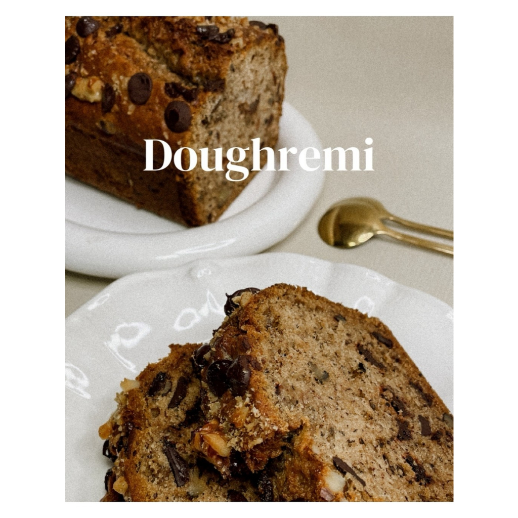 

Banana Bread by Doughremi