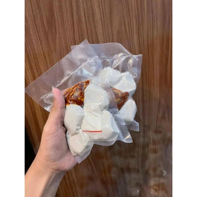 

Basreng Mentah Ikan/Bawang Isi 5 Butir Plus Chili Oil
