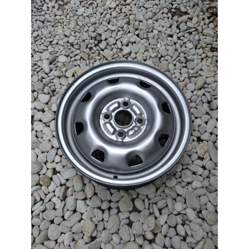 velg kaleng original mobil hyundai