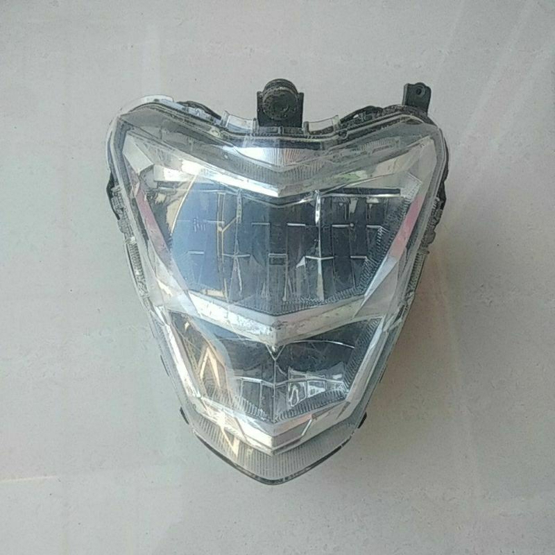 headlamp lampu depan CB150r led. lampu depan cb 150 r fi led