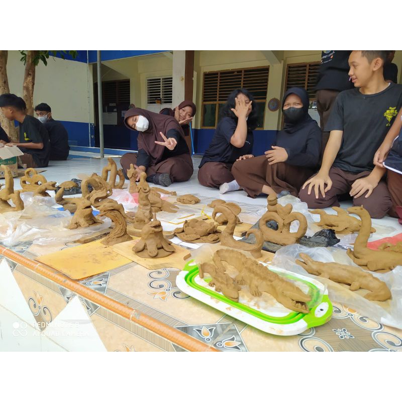 tanah liat 1000g