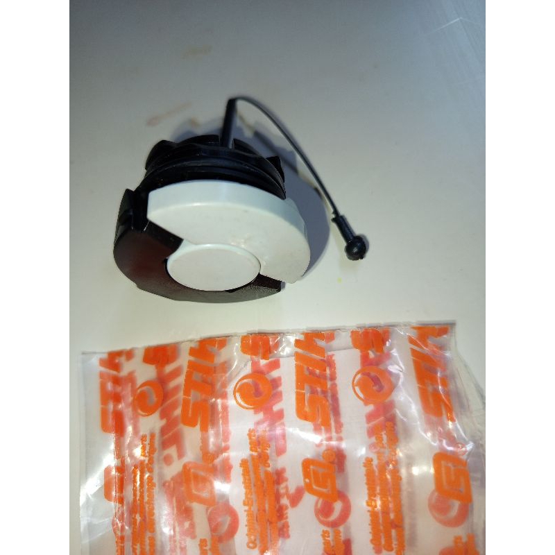 Tutup bensin senso gergaji mesin potong kayu merek still ms 381/382