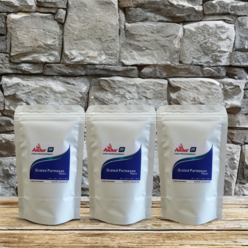 

BgKr Keju Anchor Parmesan Bubuk Grated Premium Repack 100g