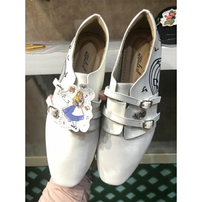 IttaherL Disney 100th Mickey size 37