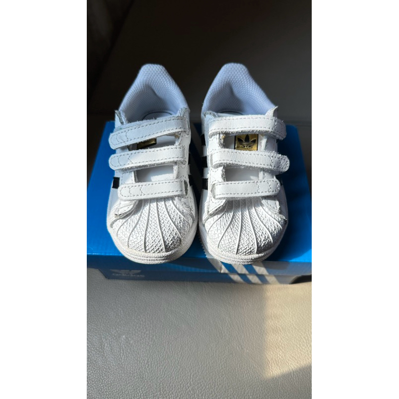 Sepatu anak Adidas superstar