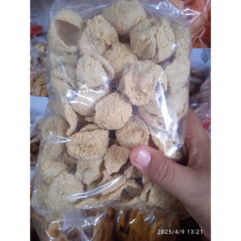 

KERIPIK TAHU WALIK CRISPY 250gr
