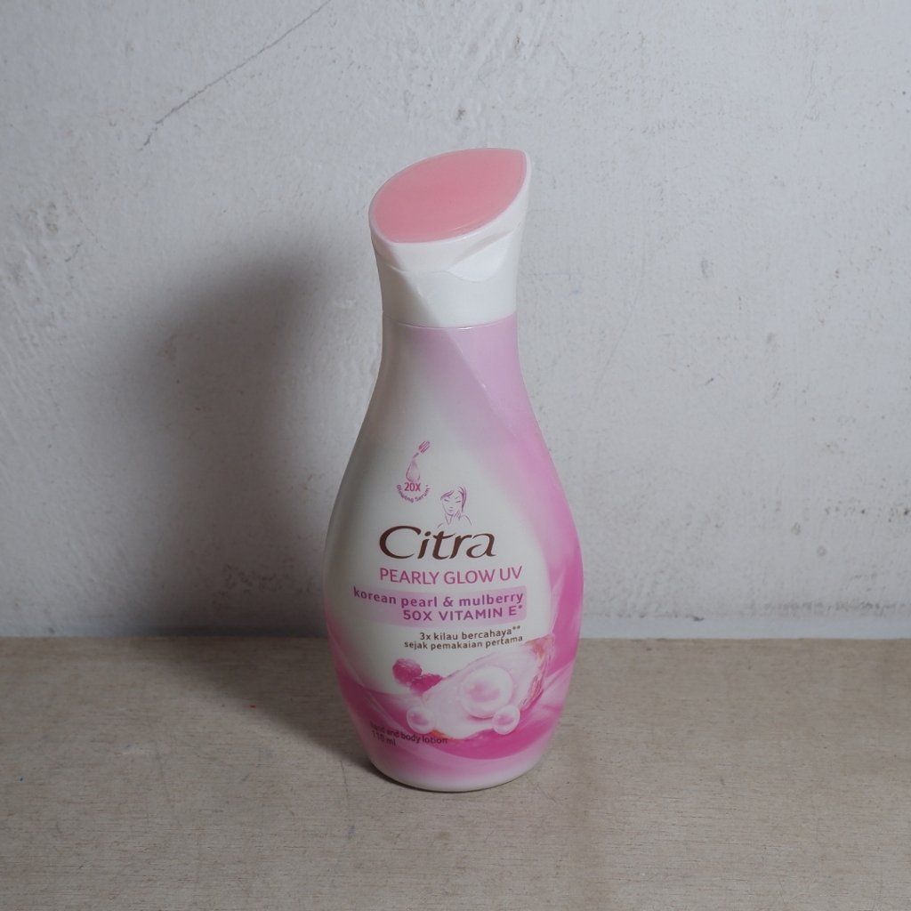Nerrd Hand And Body Murah Citra Pearly Glow Uv 120 mL