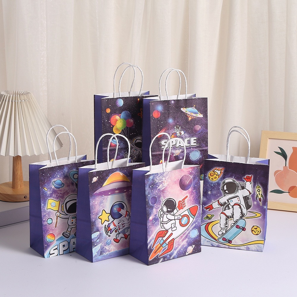 

Satuan- Paperbag Happy Birthday motif space astronot/ Tas kado motif astronot luar angkasa/ Paperbag tas kado gift souvenir goodiebag ultah anak