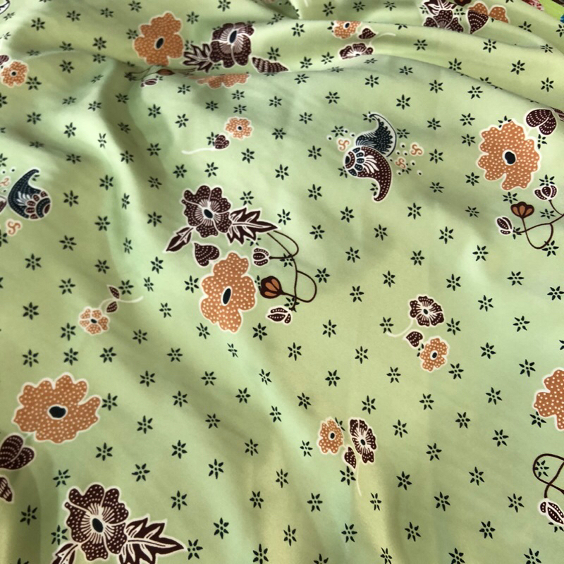 kain satin motif - kain satin motif bunga - kain satin motif premuim a1