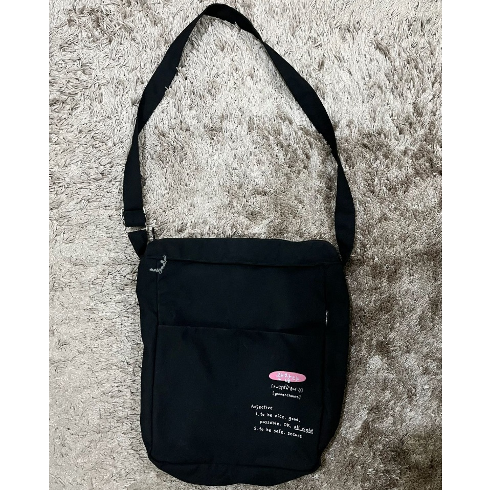 [PRELOVED] ZAKWOOW Oni Bag - Black | Totebag Tas Selempang