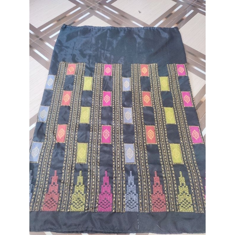 rok serut motif kotak