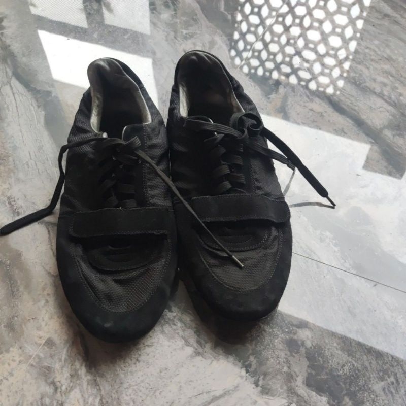 Sepatu 3lv0ng Bekas pakai zise 41 insole 26