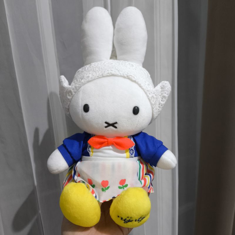 boneka miffy belada rare / boneka miffy tulip