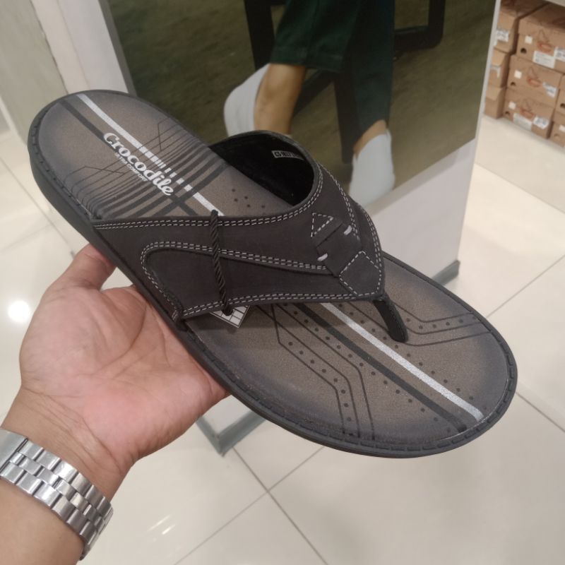 CROCODILE SANDAL JEPIT KULIT PRIA ORIGINAL